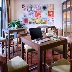 **** Hotel Lindner Am Michel, Part Of Jdv By Hyatt Tyskland